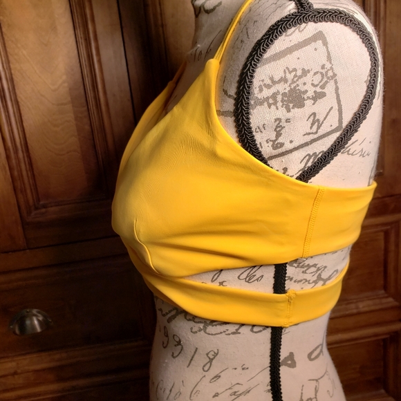 REVOLVE Lovewave Brittany Criss-cross Sports Bra Yellow Various Sizes New - Picture 7 of 15